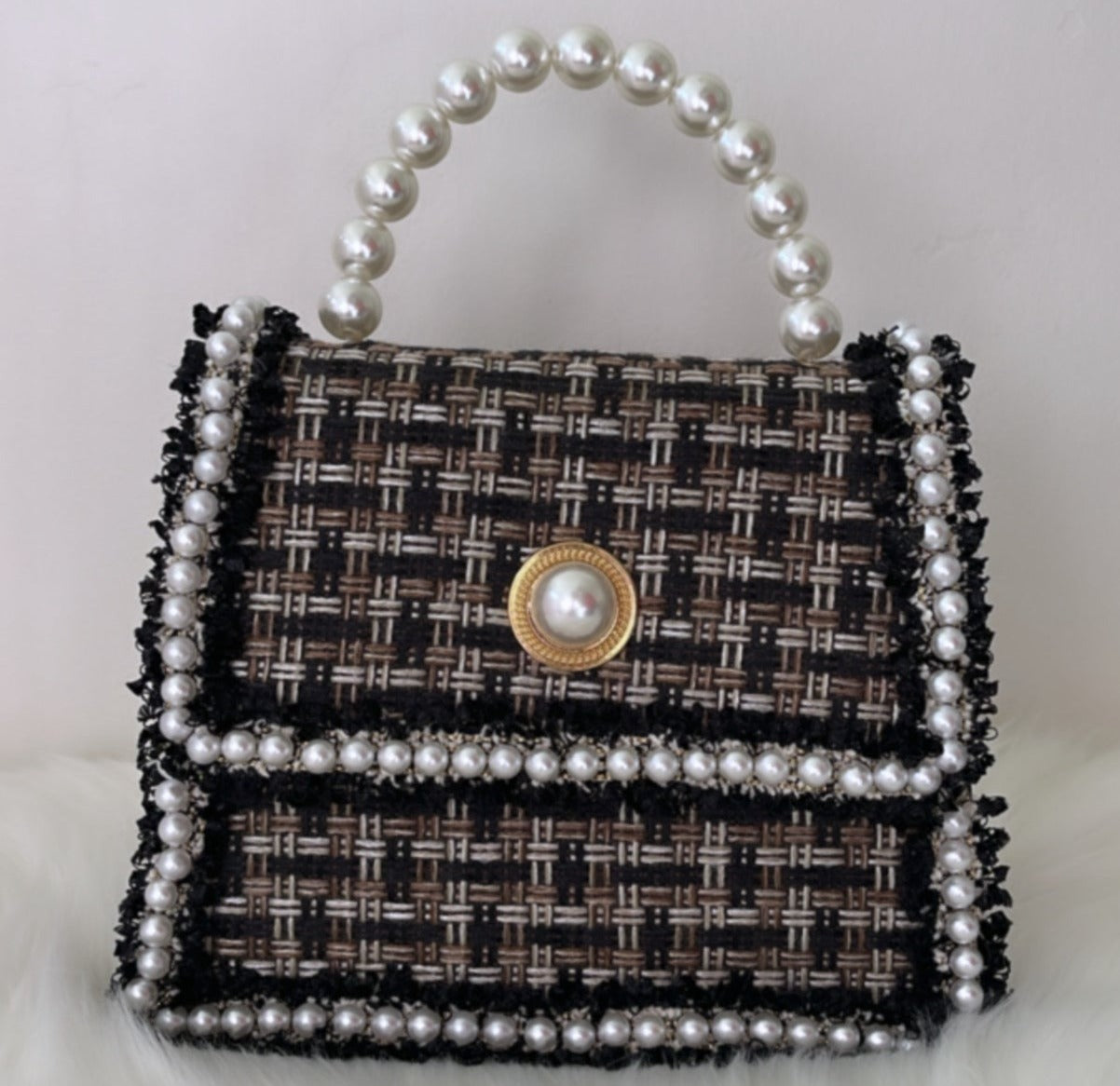 Pearl crossbody handbag